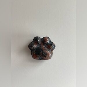 Mahogany & Black Obsidian Paw-Shaped Stone